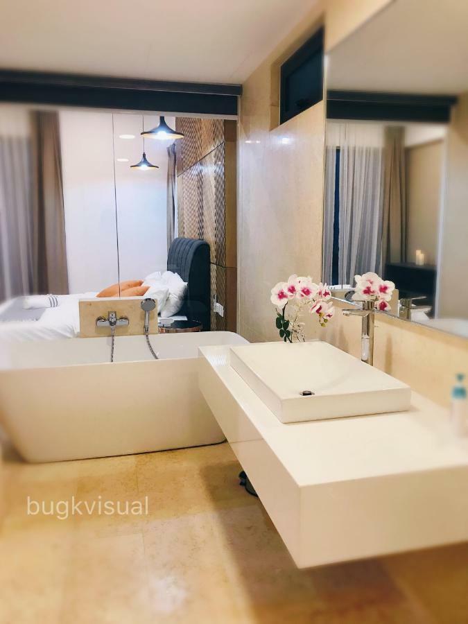 Luxury Seaview Family Suite By Little Cabin Τζωρτζ Τάουν Εξωτερικό φωτογραφία